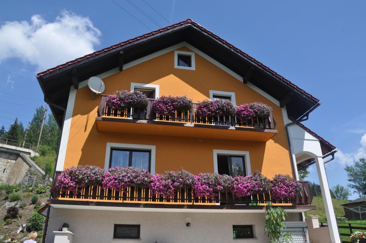 Privatzimmer Bendl Steinhaus am Semmering Dış mekan fotoğraf
